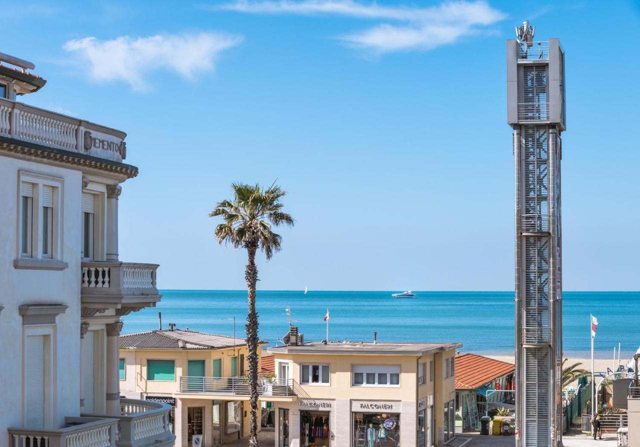 Hotel Stella Del Mare Viareggio Exterior photo